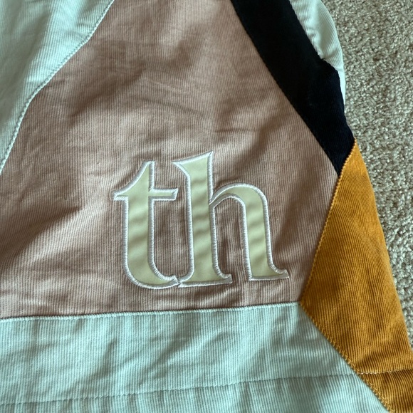 Kith Men’s Athletic Shorts - Cream, Pink, Blue, Gold - Picture 3 of 6